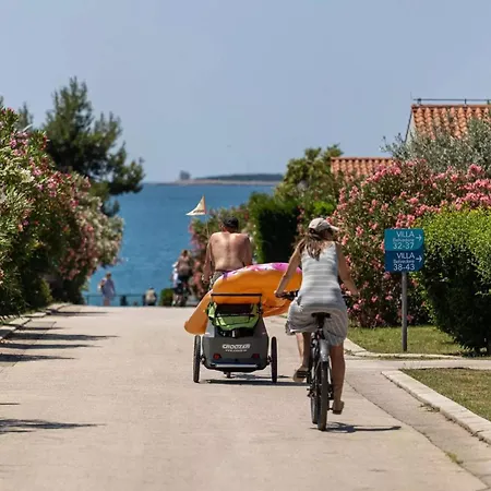 Bi Village - Maeva Vacansoleil 4*