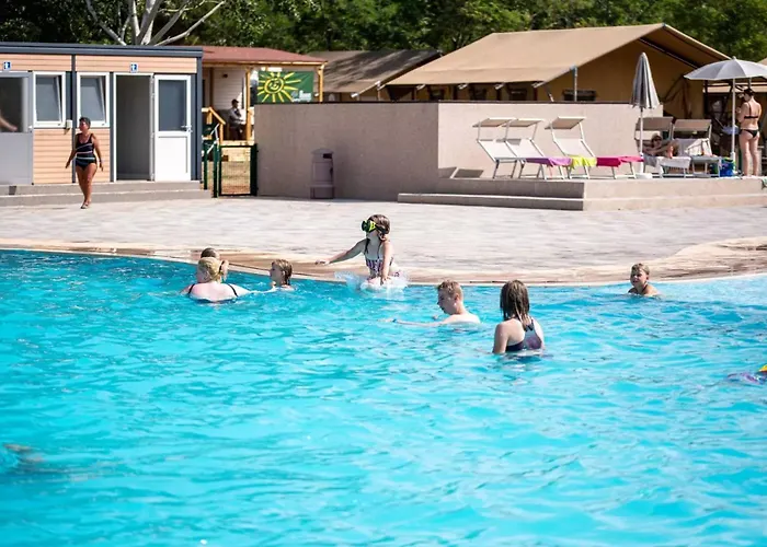 Bi Village - Maeva Vacansoleil 4* Valbandon