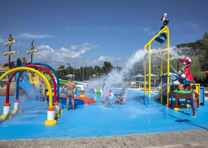 Campingplatz Bi Village - Maeva Vacansoleil 4*